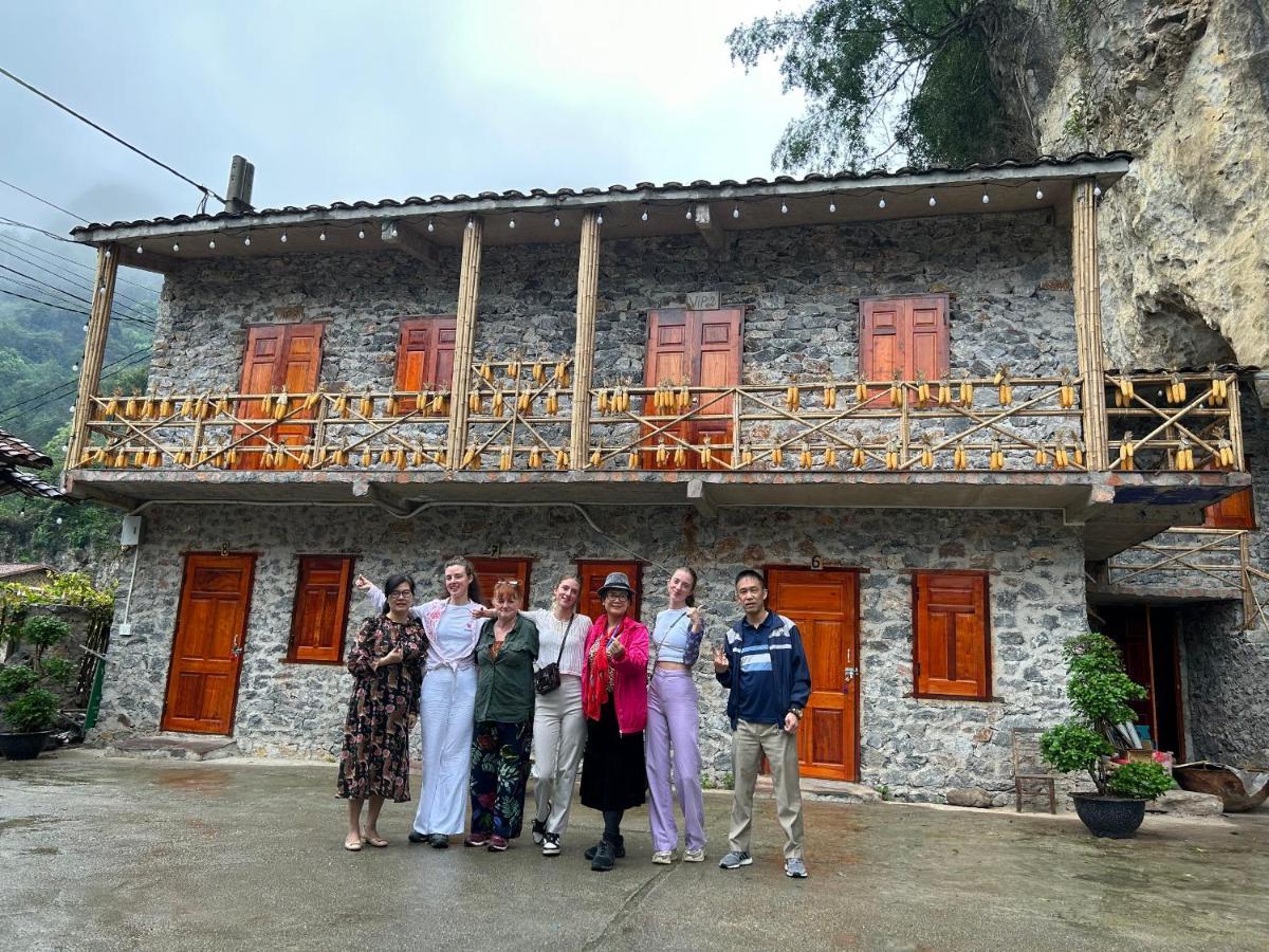 Yen Nhi Homestay Ban Gioc 까오방 외부 사진