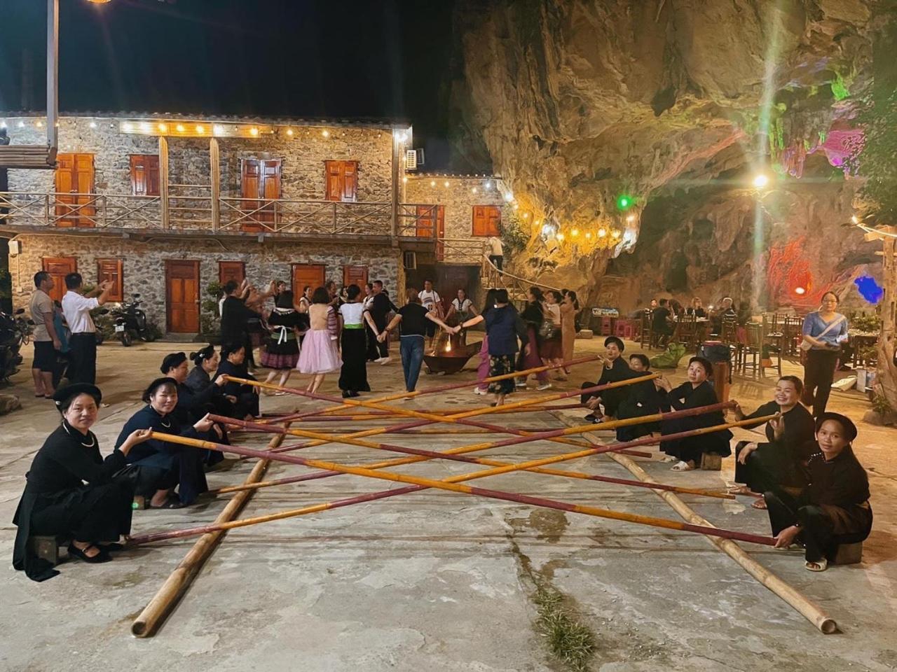 Yen Nhi Homestay Ban Gioc 까오방 외부 사진